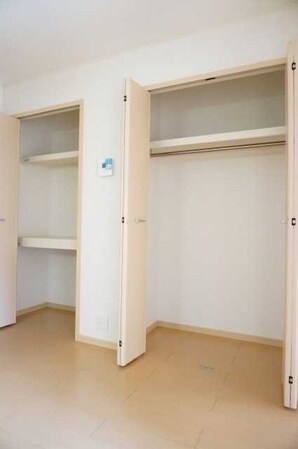 エテルノ ブリ-ズ IIの物件内観写真